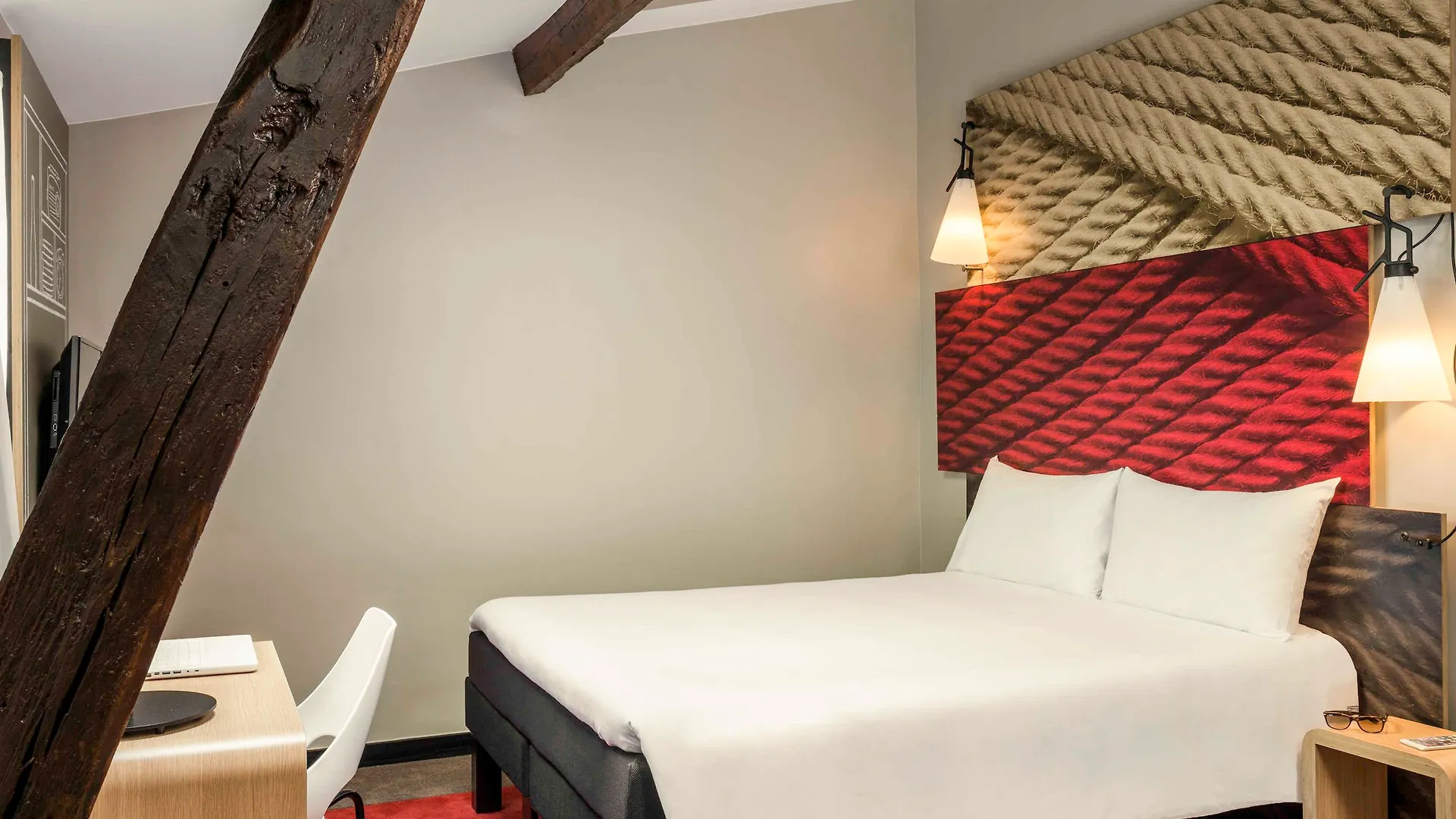 Hotell Ibis Avenue De La Republique 3*