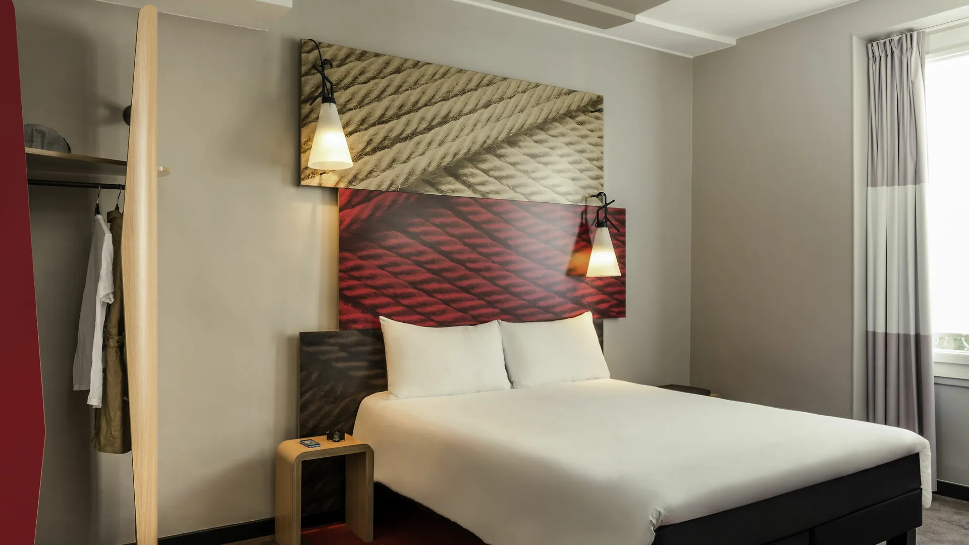 Ibis Avenue De La Republique 3* Paris