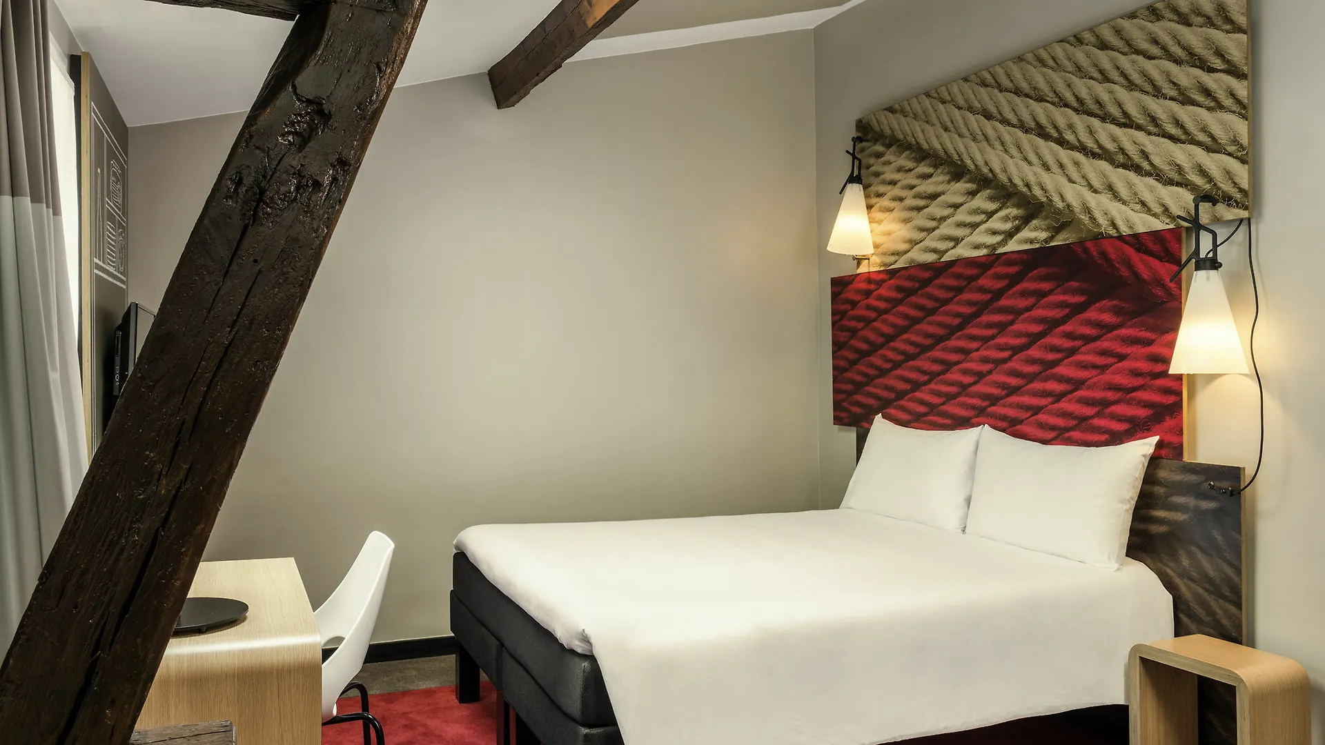 Ibis Avenue De La Republique Hotel